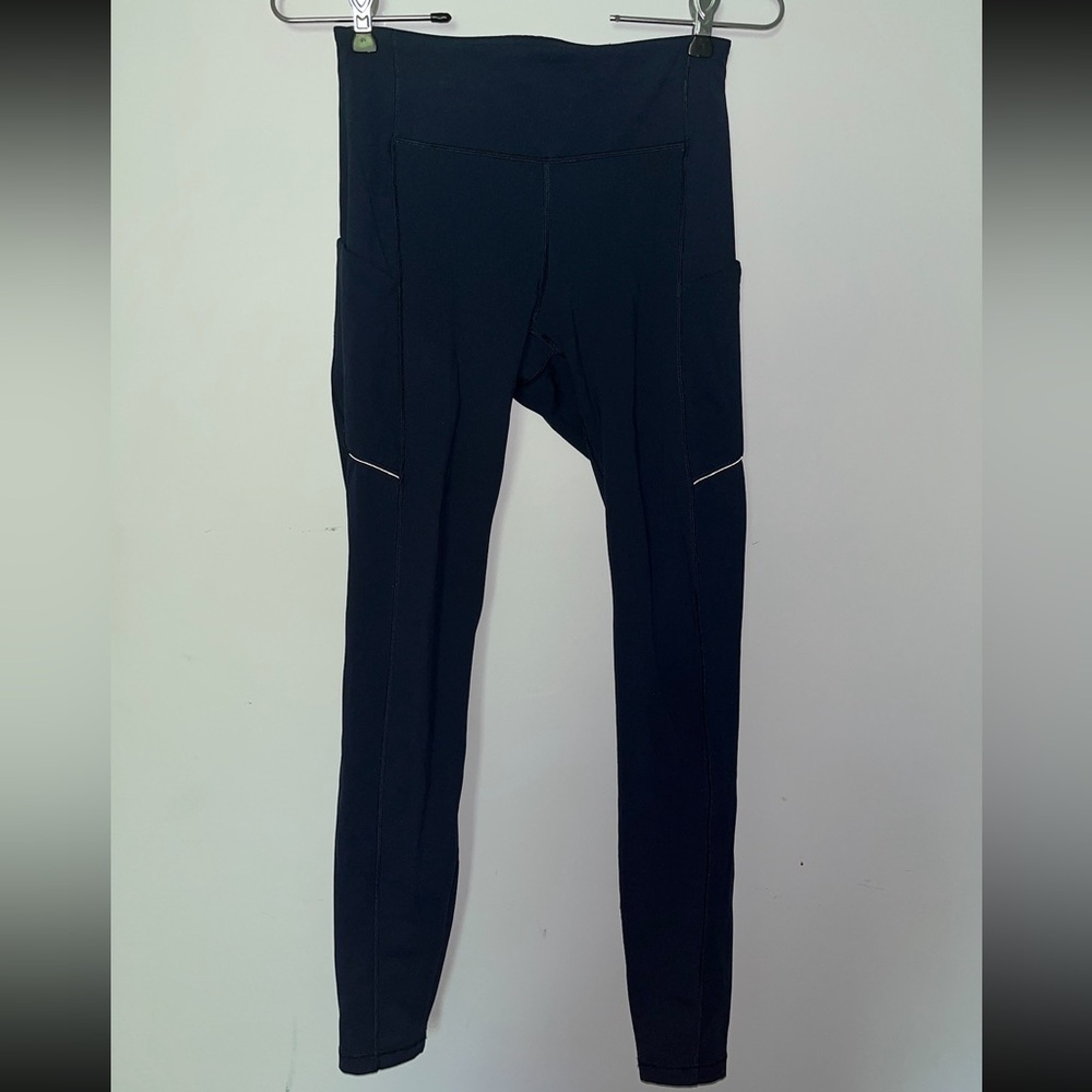 Lululemon Navy Leggings - Size 6
